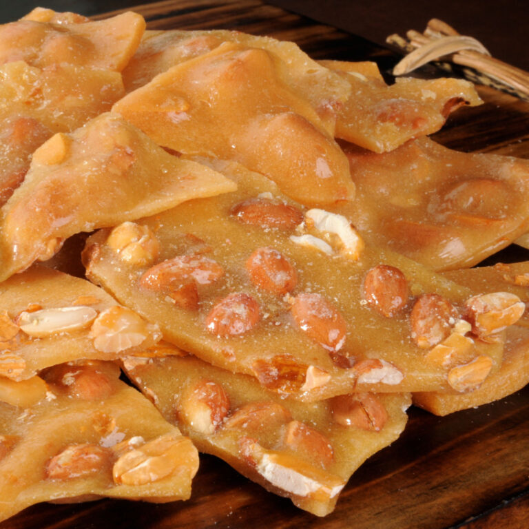 homemade peanut brittle