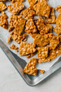 Easy Peanut Brittle Recipe - Make Your Meals