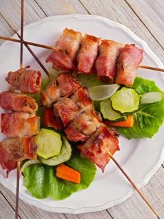 bacon wrapped chicken skewers