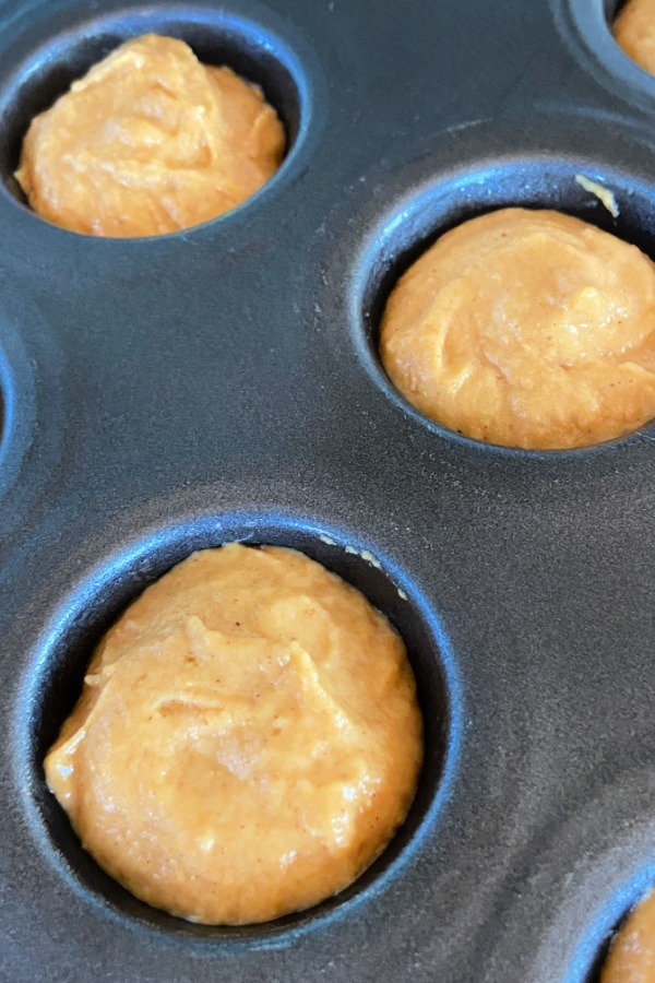 mini muffin pan