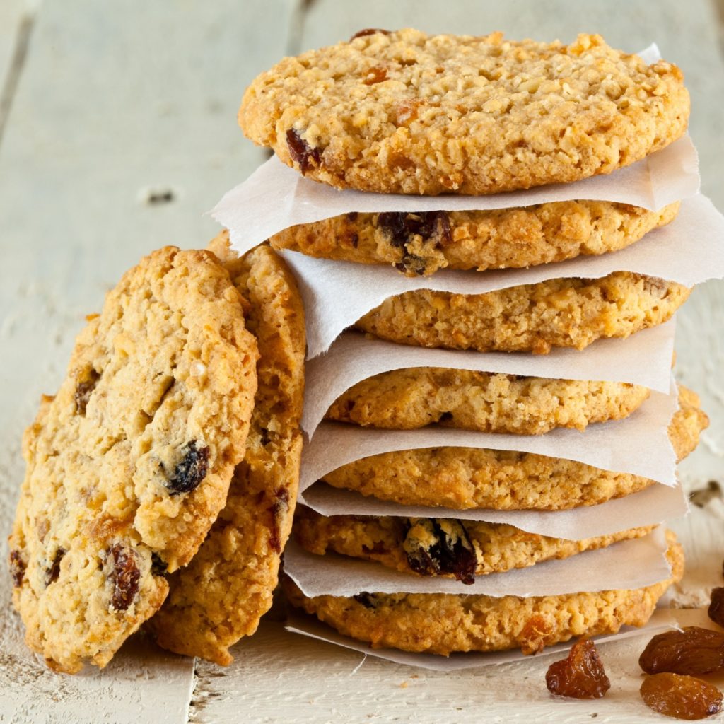 soft oatmeal raisin cookies