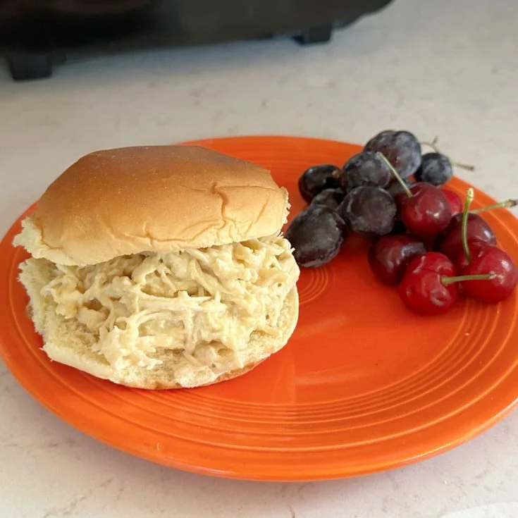 Ohio shredded chicken sandwiches